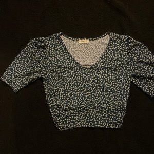 Ginger G flower crop top 🌸